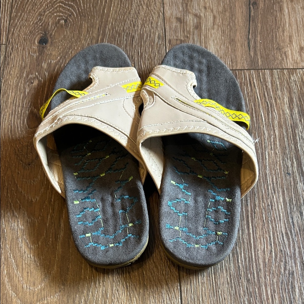 Women's Beige and Yellow Sandals